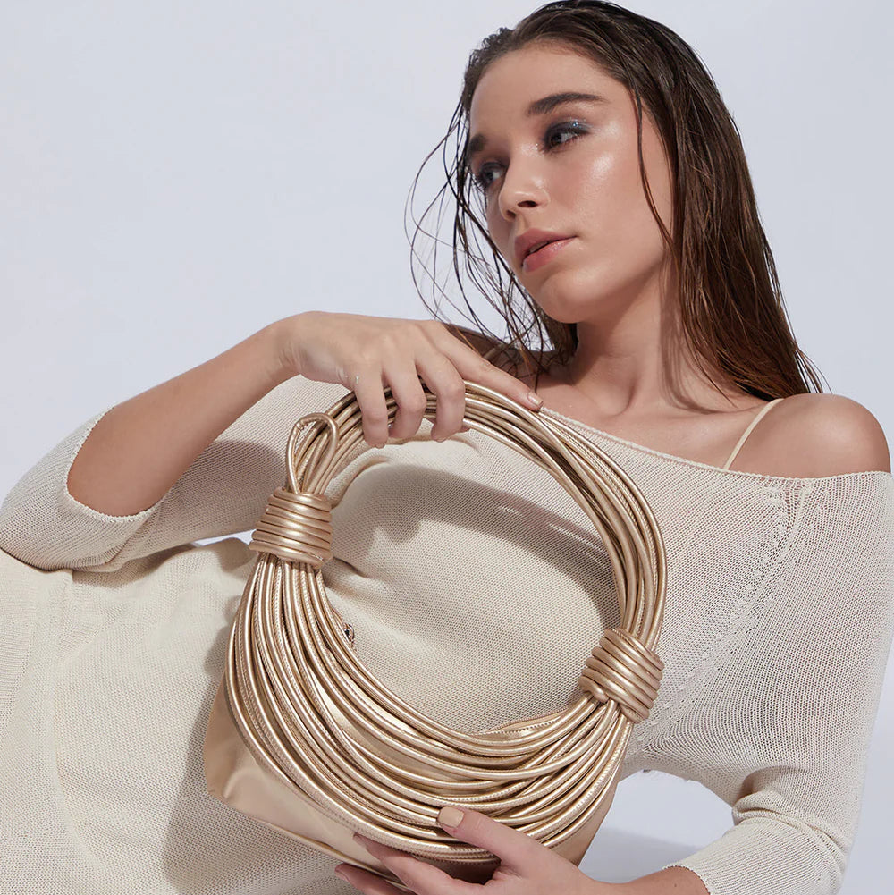 Wire Handbag – Gold – A Gleaming Touch of Glamour
