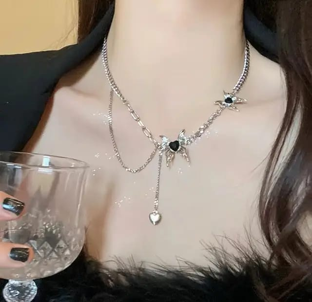 Y2K Butterfly Chain Necklace – Retro Edge Meets Butterfly Glam