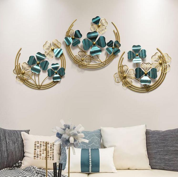 Yuliana Set of 3 Frame Wall Art – A Harmonious Trio for Your Home