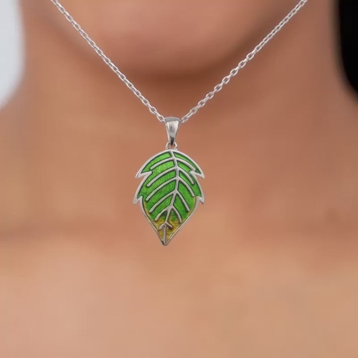 Silver Heavenly Leaf Pendant With Link Chain – Nature’s Graces in Pure 925 Silver
