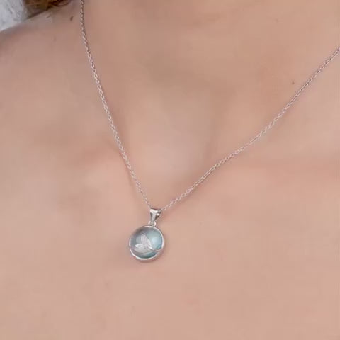 Silver Gleaming Blue Fish Tail Pendant – Dive Into Elegance with Pures 925 Silver